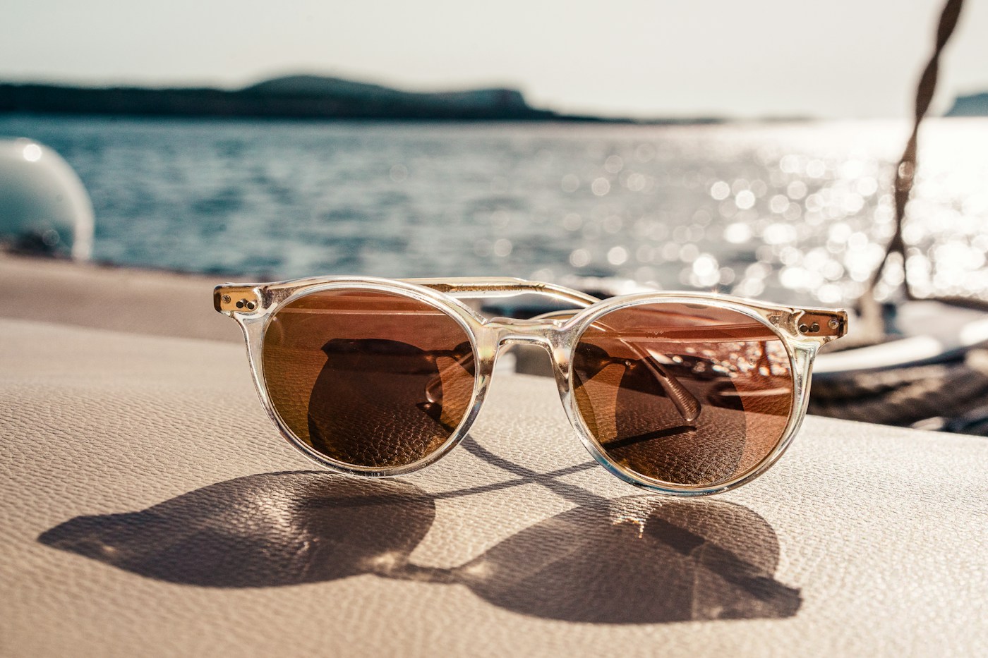 Sunglasses: UV Protection, Polarized Lenses, Frame Styles, and Fit