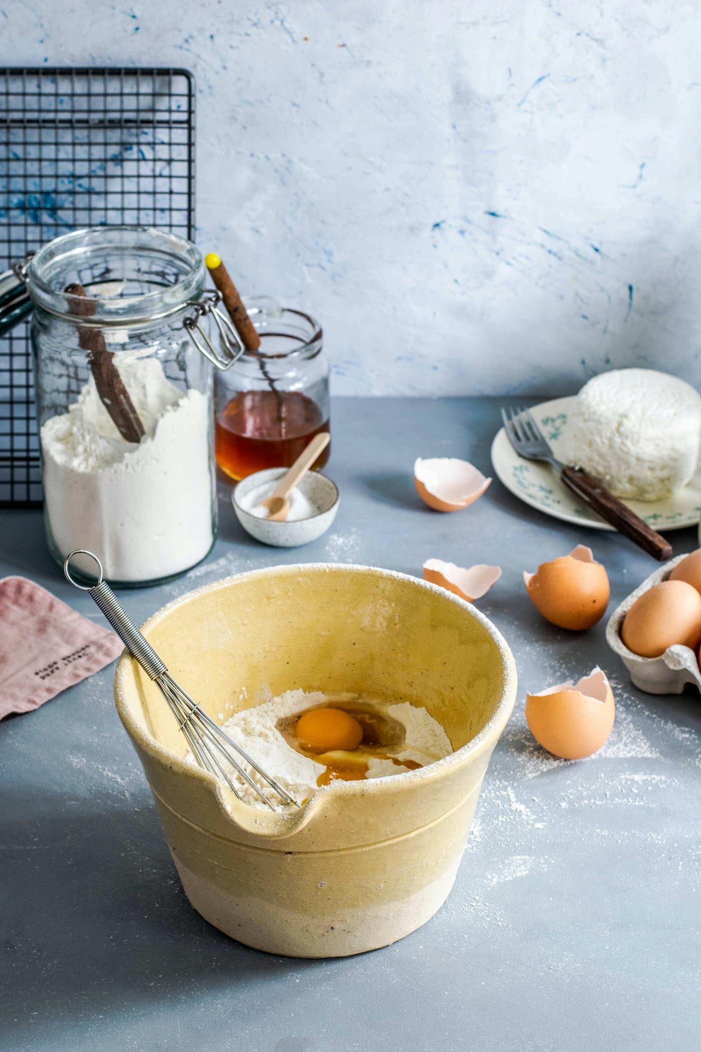 Steel, Glass, or Ceramic: How to Pick Mixing Bowls You'll Use Every Day