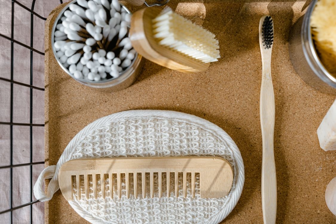 Stock photograph of generic bathroom and grooming accessories, not listed devices