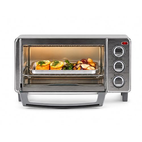 BLACK+DECKER 4-Slice Convection Toaster Oven