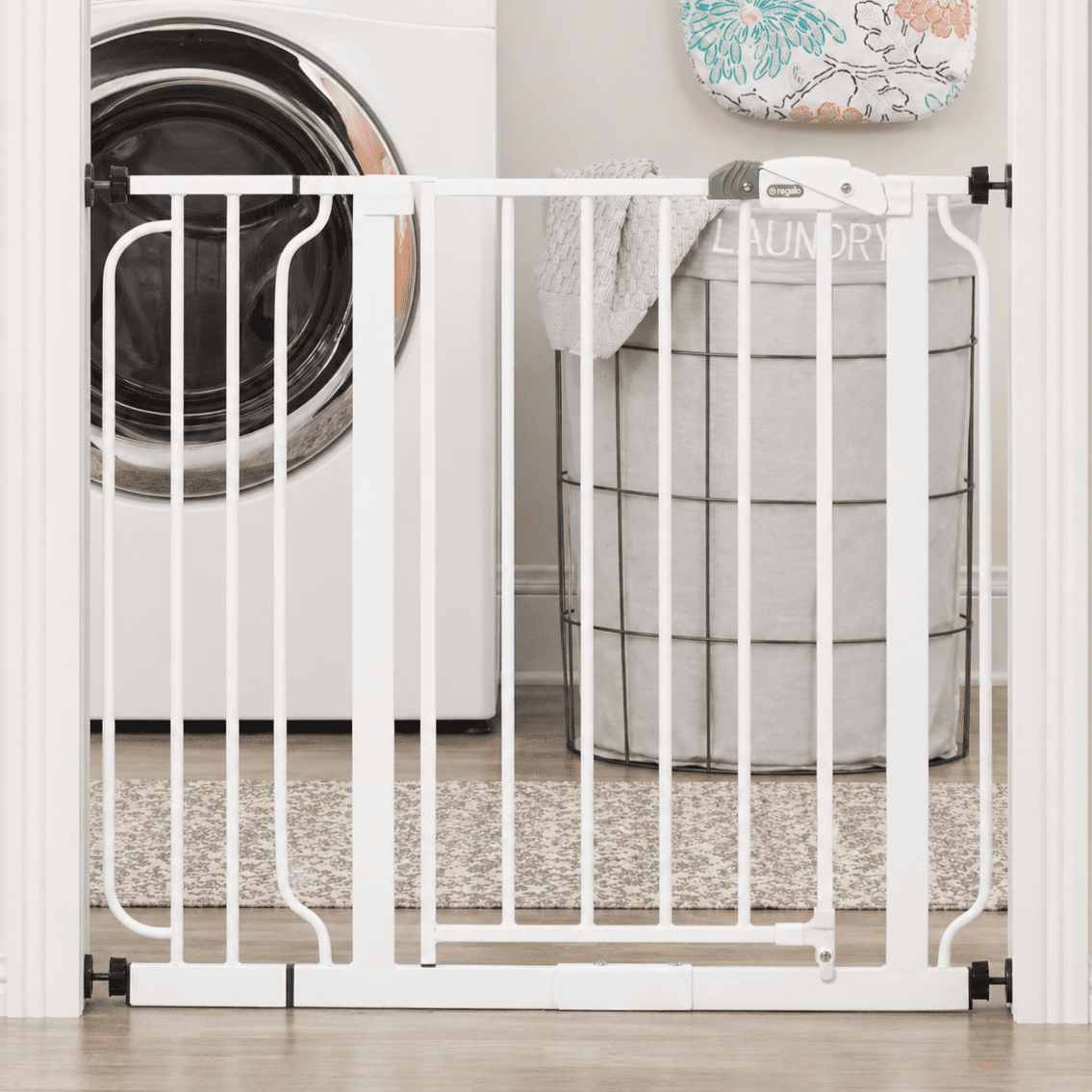 Regalo Easy Step 38.5-Inch Extra Wide Baby Gate