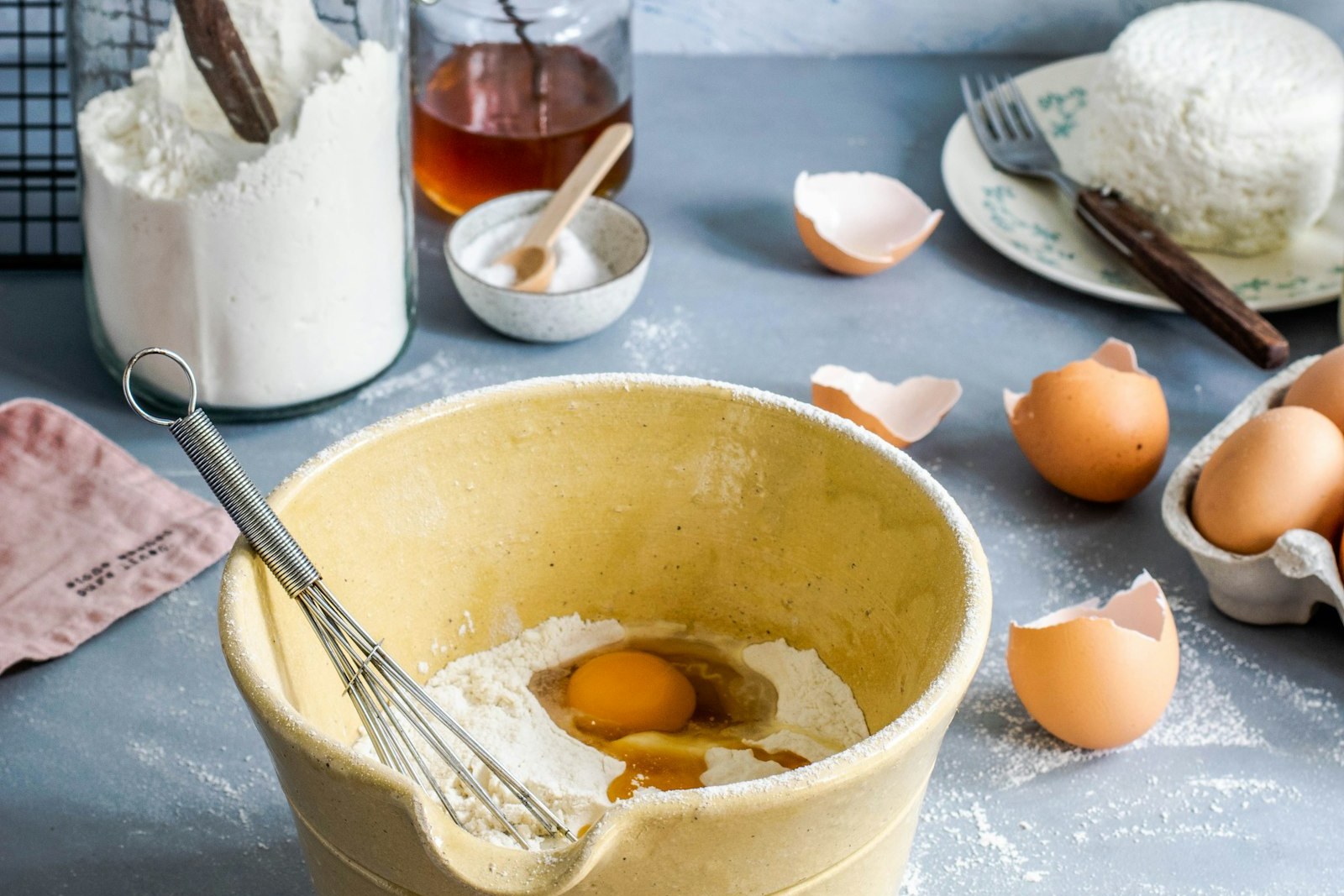 Mixing Bowls: Stainless, Glass, or Plastic, and Which Sizes You Need