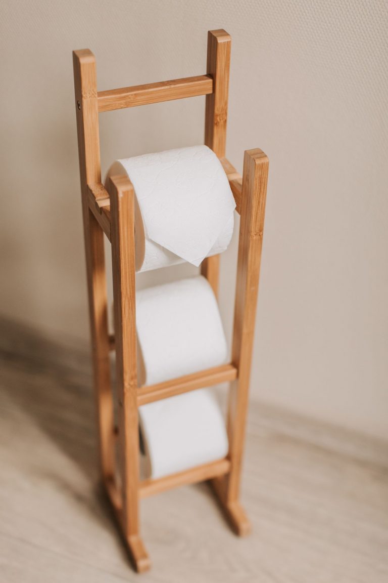 Choosing family-size toilet paper: Mega rolls and pack count