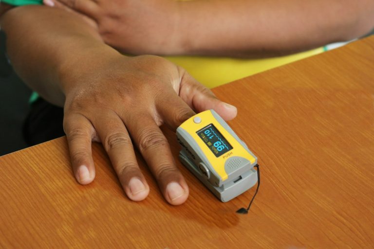 Fingertip Pulse Oximeters: What the Numbers Mean and What to Look For