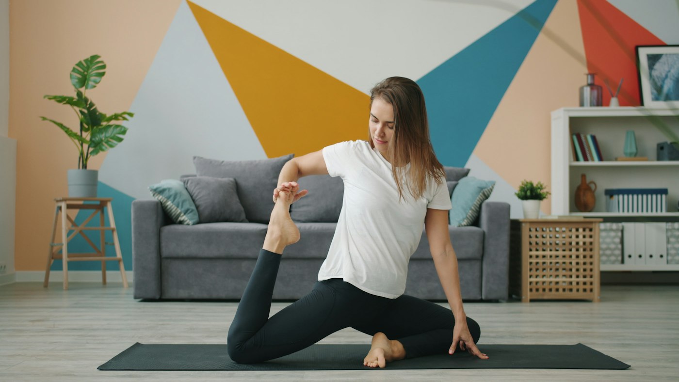 Thick, Thin, or Extra Wide: Picking a Yoga Mat for the Way You Move