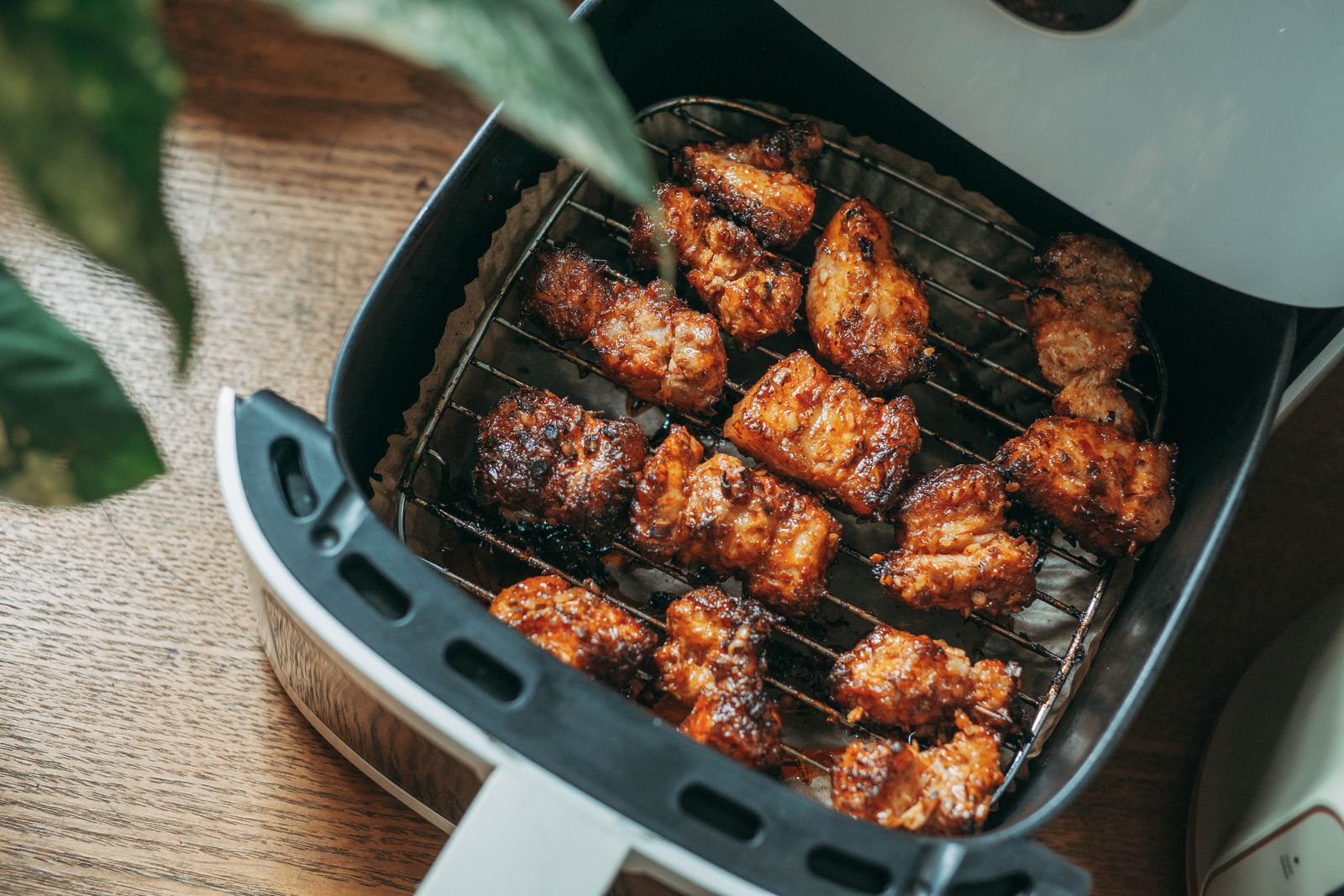 Crispy Without the Crowding: Air Fryers Big Enough for a Real Family Dinner