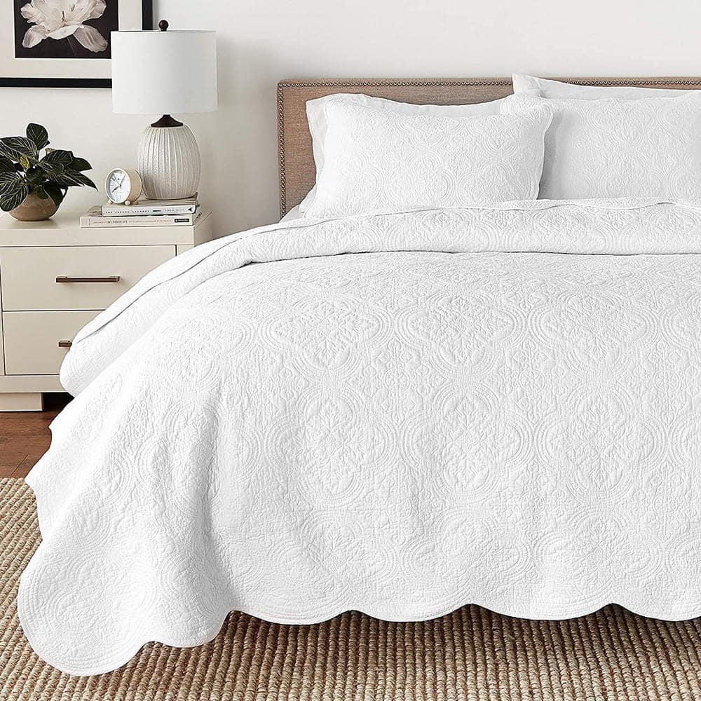 Cozy Line Home Fashions 100% Cotton Victorian Medallion Solid White Matelasse Embossed Bedding Quilt