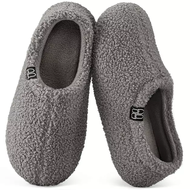 HomeTop Women's Fuzzy Curly Fur Loafer Slippers, Grey 10.5 US