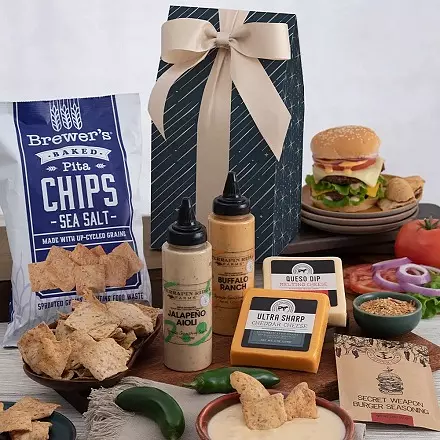 GourmetGiftBaskets.com: Father's Day - Explore our gourmet gifts perfect for celebrating Dad