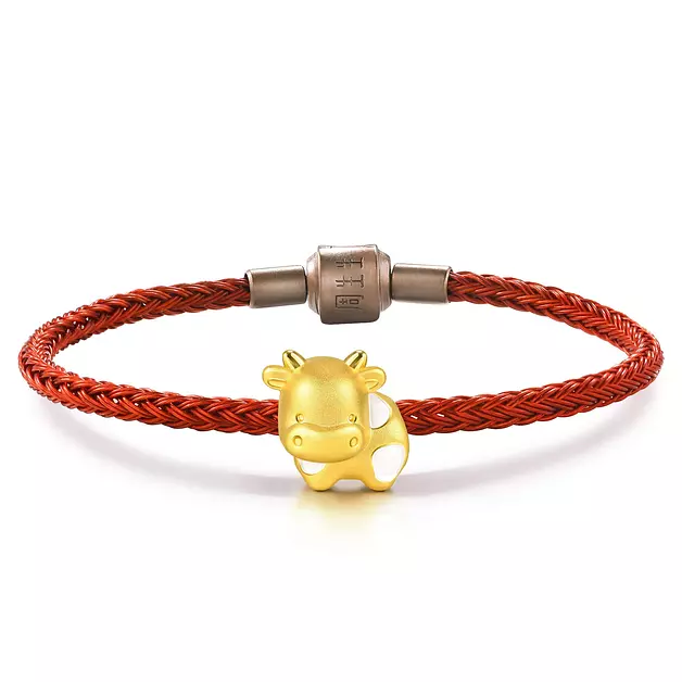 CHOW SANG SANG 999 24K Solid Gold 'Cute & Pets' Ox Charm Bracelet for Women 91990C (Gold, 17 CM)